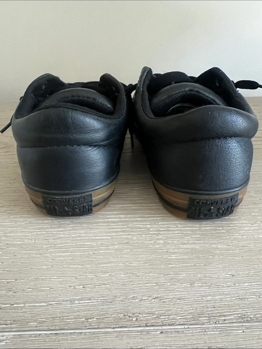Converse Kids Black Leather Low-Top Sneakers with Gum Sole size 4
